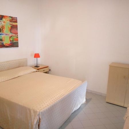 Proserpina Tropea Kültér fotó