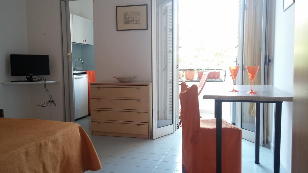 Proserpina Tropea Kültér fotó