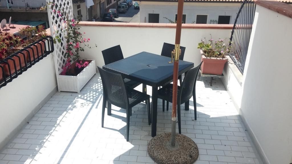 Proserpina Tropea Kültér fotó