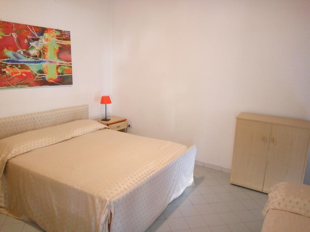 Proserpina Tropea Kültér fotó