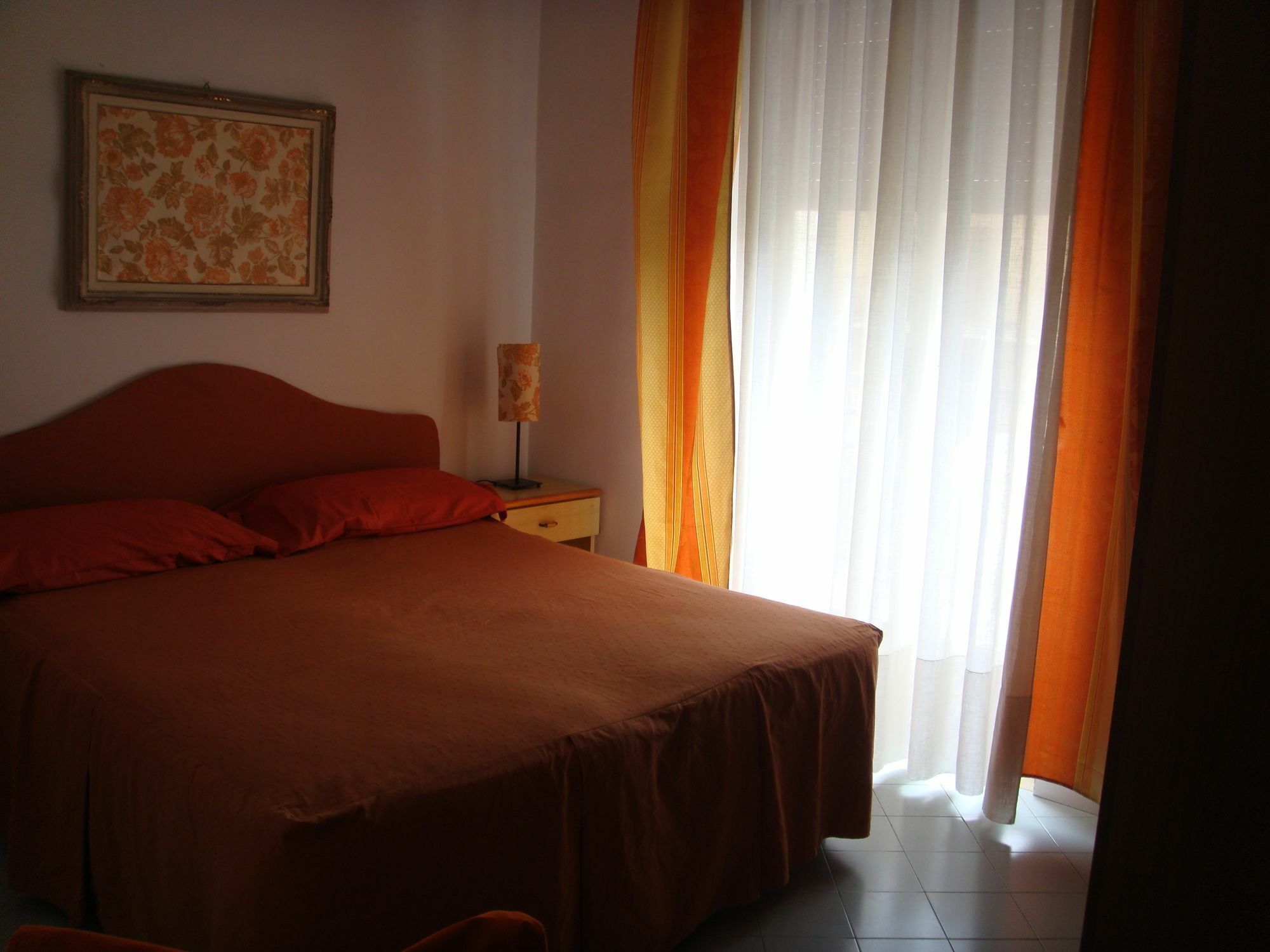 Proserpina Tropea Kültér fotó