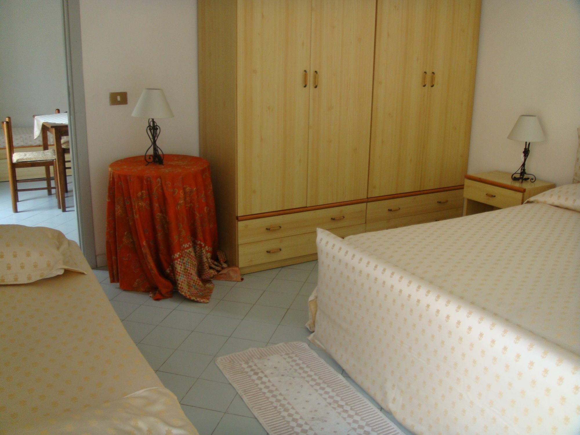 Proserpina Tropea Kültér fotó